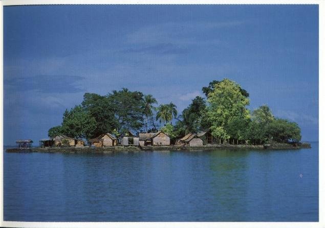 Laulasi a Malaita nelle Solomon postcard | SIBC
