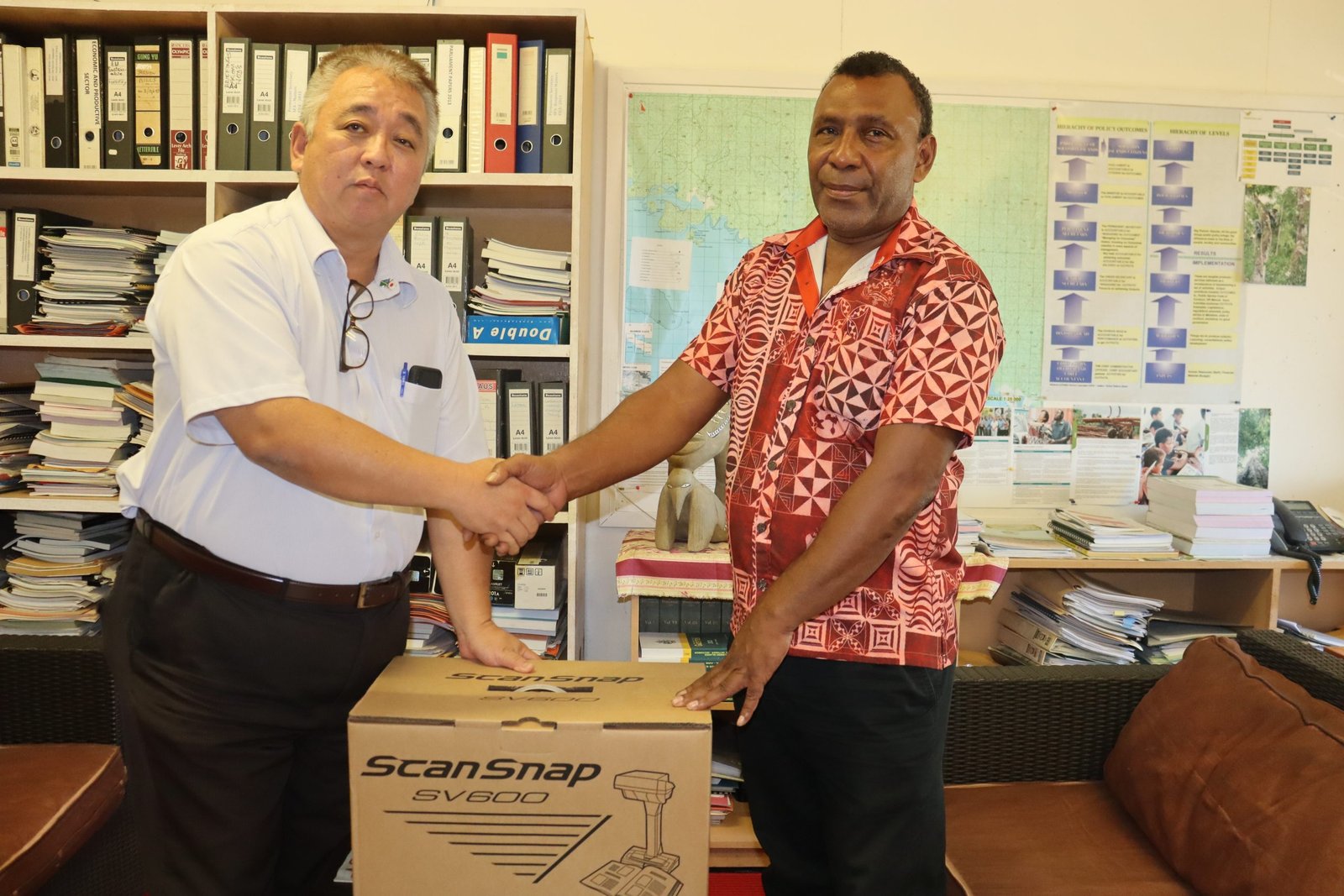 JICA supports Herbarium with scanner