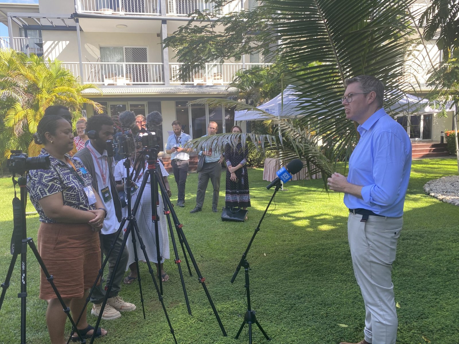 Australia supports mining sector governance in Solomon Islands Australia supports mining sector governance in Solomon Islands