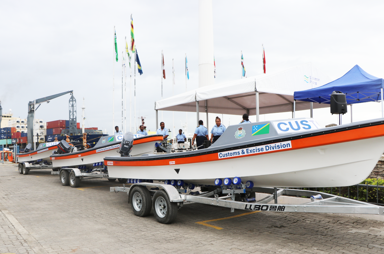 AUSTRALIA GIFTS BOATS TO SOLOMON ISLANDS CUSTOMS AND EXCISE DIVISION