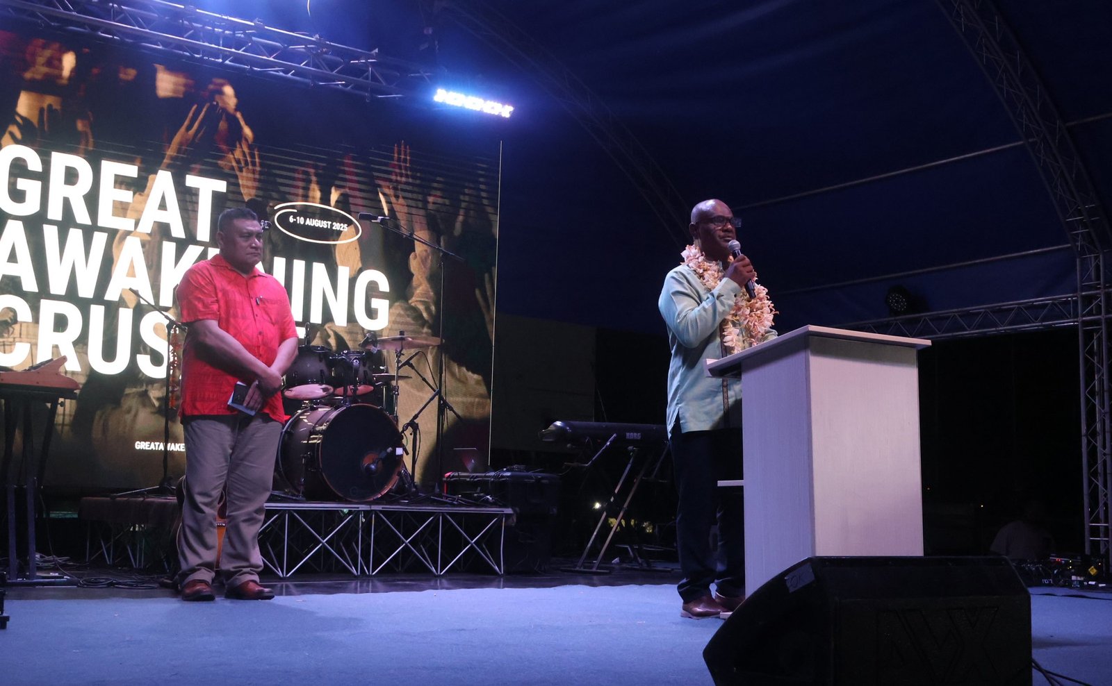 Prime Minister Opens Evangelist Tim Hall Crusade at Lawson Tama