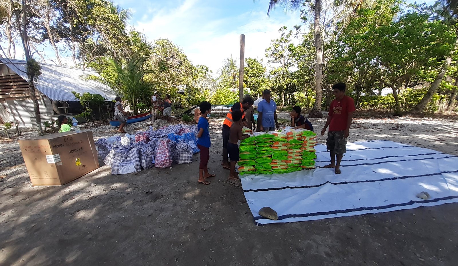 The NDC through the NDMO has delivered food relief supplies on Ontong Java atolls over the Easter Weekend. The NDC through the NDMO has delivered food relief supplies on Ontong Java atolls over the Easter Weekend.